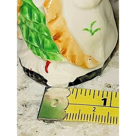 Occupied Japan Vintage Victorian Court Figurines 3"- 4" Lot of 3 Pieces. - Picture 7 of 7